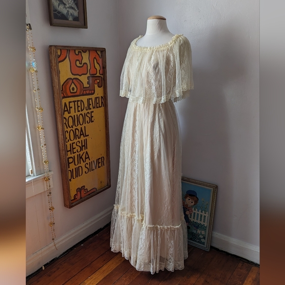 70's Wedding Dress Train Victorian-Style main image 0